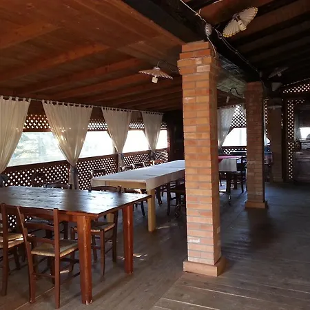 Agriturismo L'angelina Farm stay *